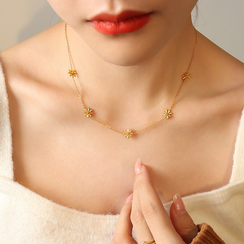 Gold Chamomile Necklace