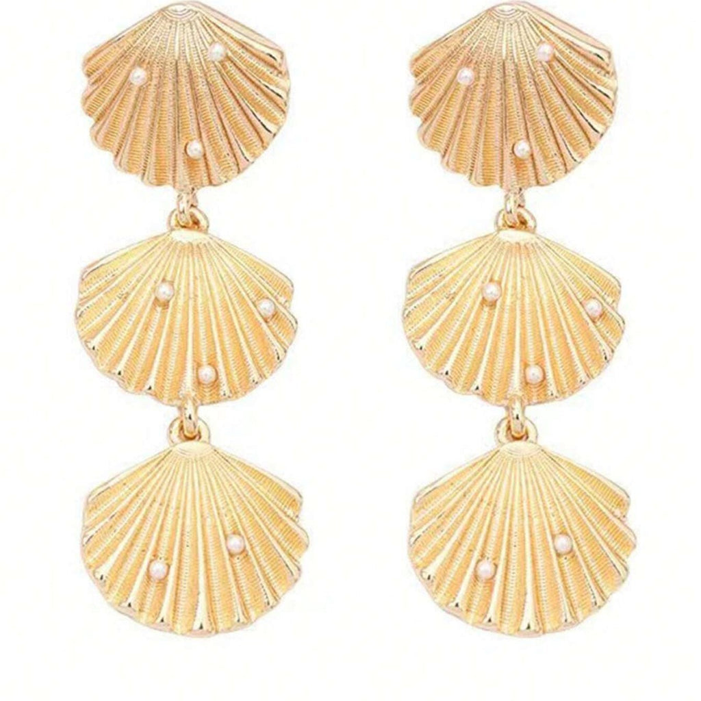 Minimal Shell Earrings